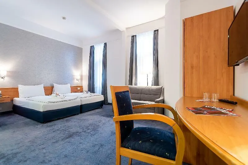 **** Hotel East City Budapest Ungarn