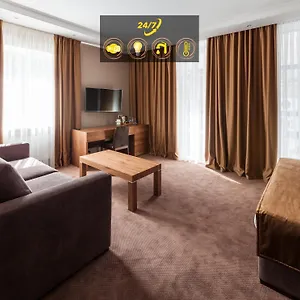 Crystal Hotel Kyiv