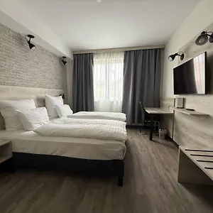 Otel Nexto Dormero, Budapeşte