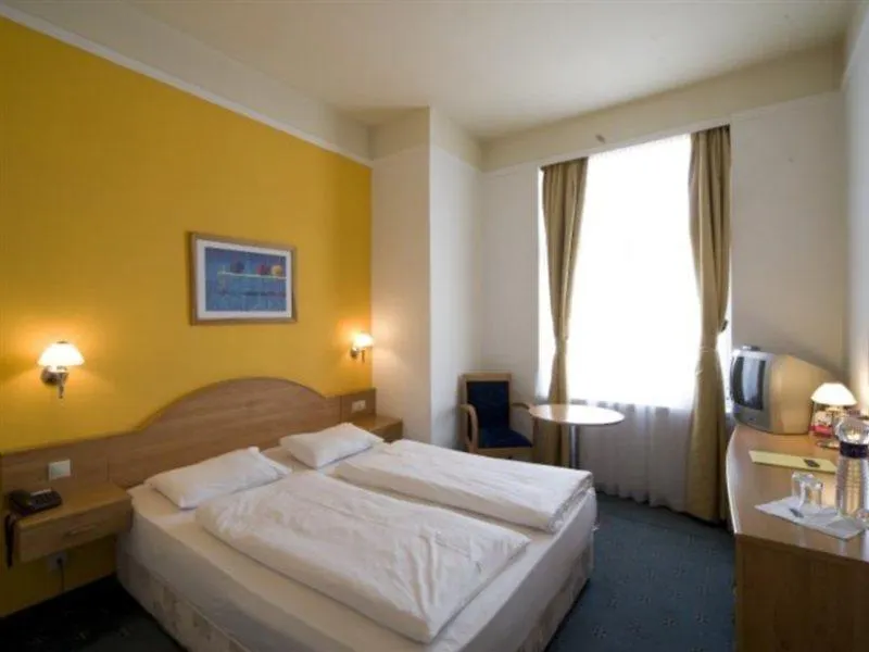 East City Budapest
