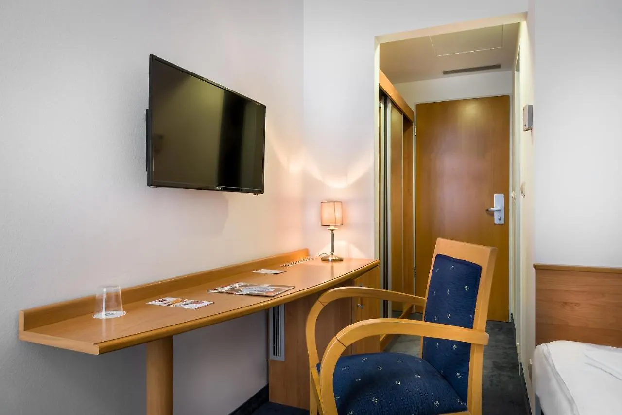 East City Budapest Hotel